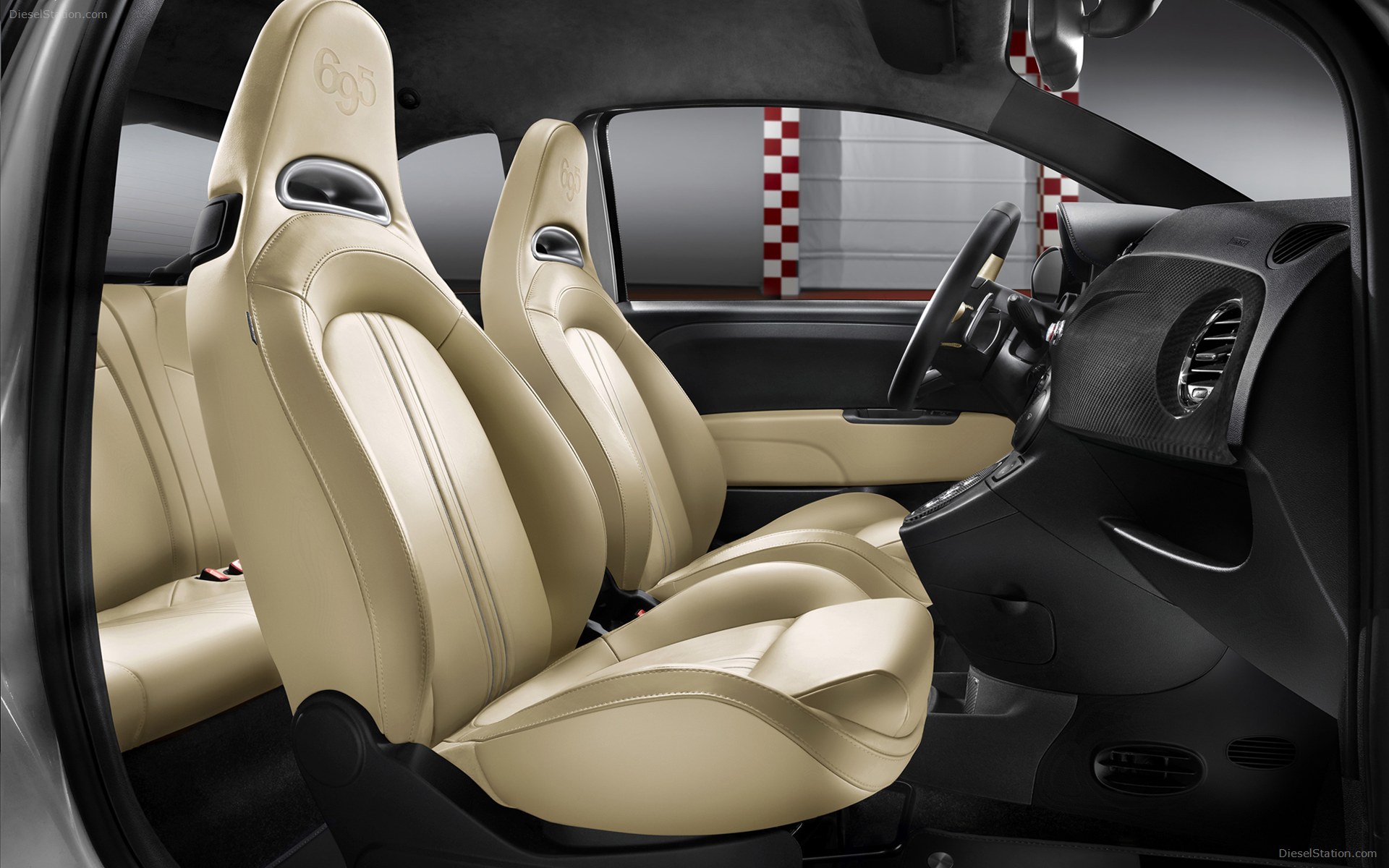 Abarth 695 Scorpione 2014